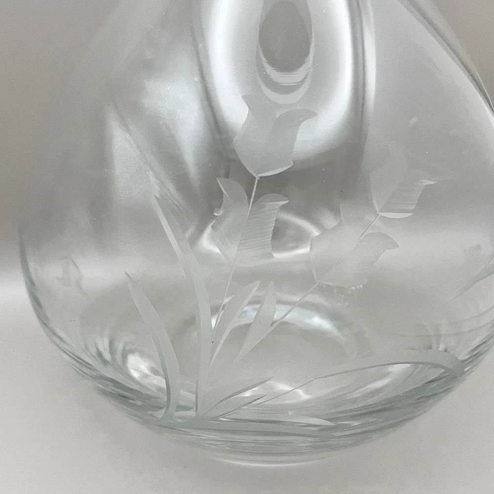 Vtg Toscany Romania Crystal Etched Floral Glass Wine Decanter Textured Ball Cork